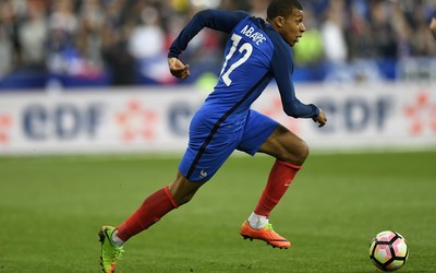 有球电竞精华-从租借到核心萨利巴只用了两年