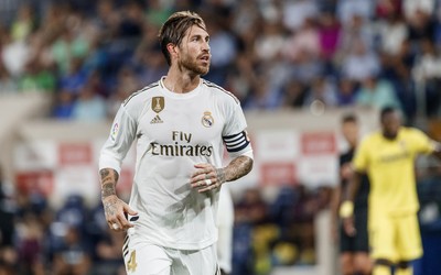 有球电竞独家-代言合同接到手软